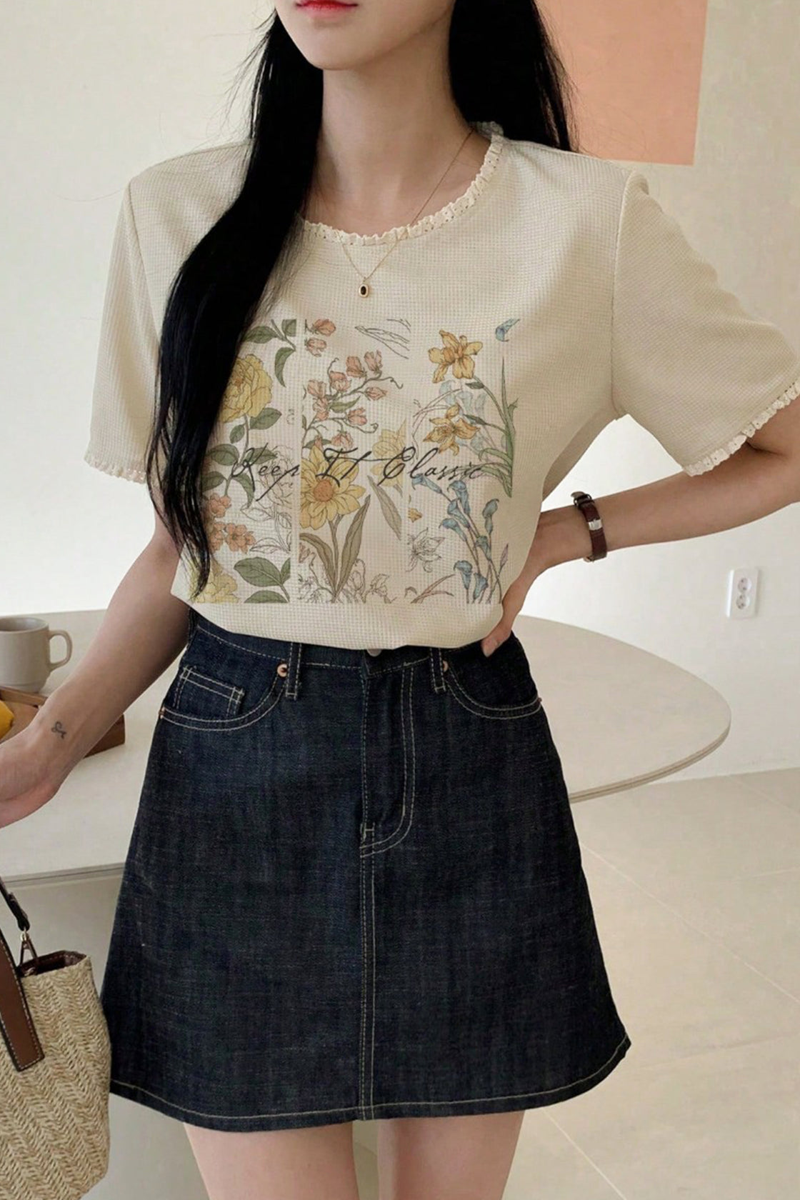 Classy Floral Top in light beige‑white fabric