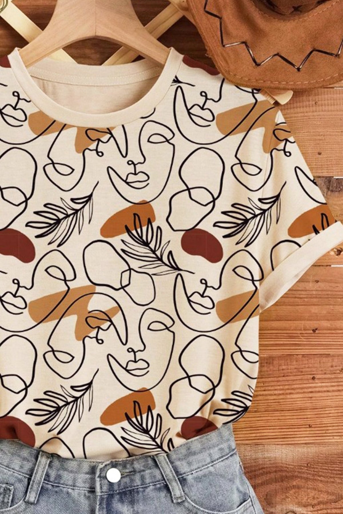 Line‑Art Face Print Top shirt’s - Nemow