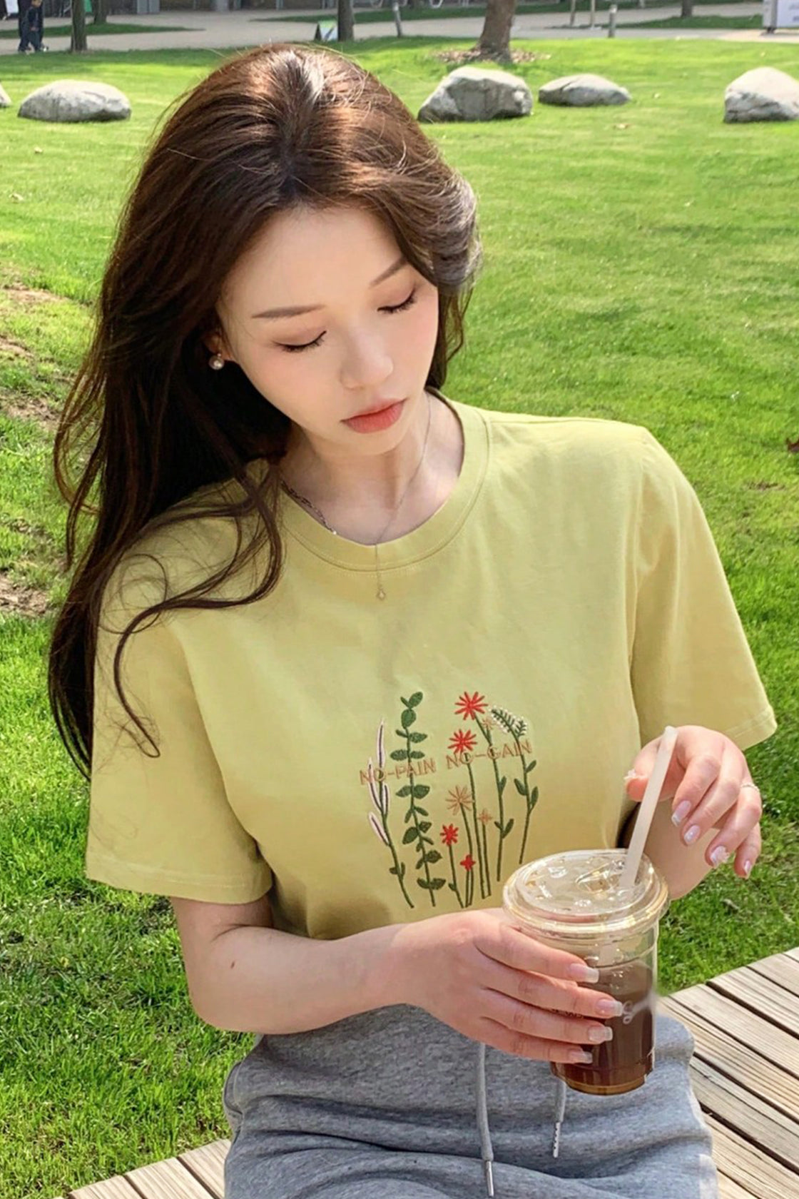 Sunshine Striver Tee in  pale yellow